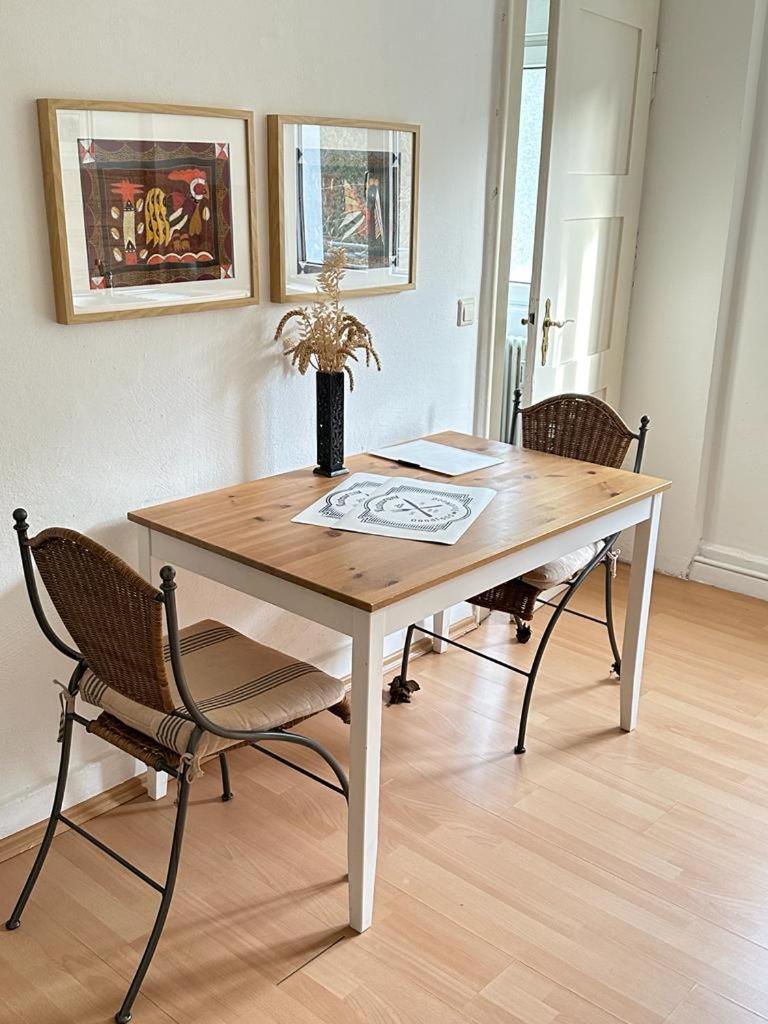 Appartement Stadt- Naturnah, Traumblick Und Balkon *