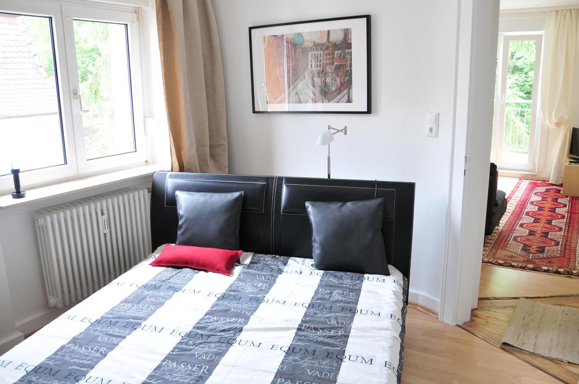 Stadt- Naturnah, Traumblick Und Balkon Appartement